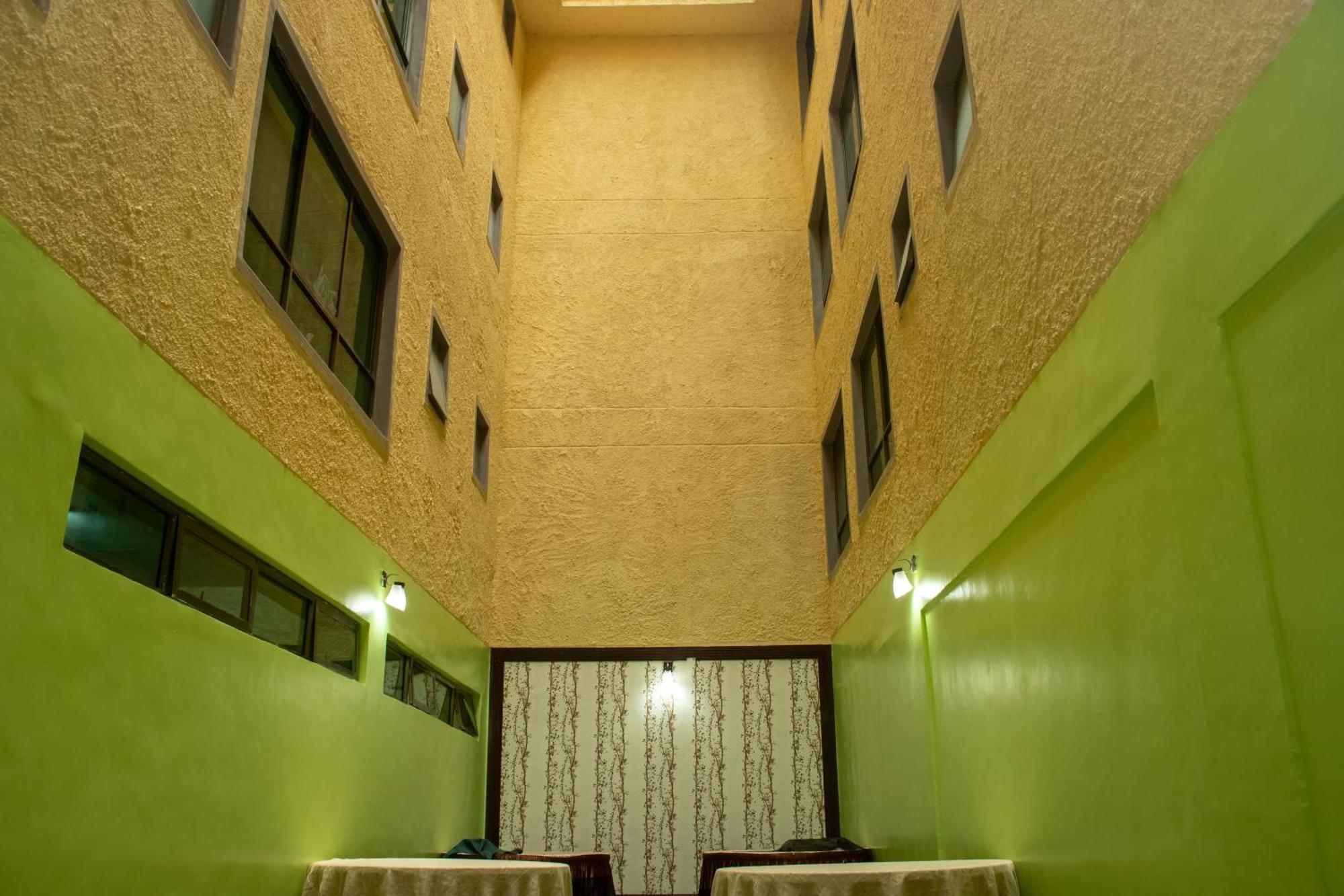 Legacy Hotel And Conference Centre Ltd Nakuru Bagian luar foto