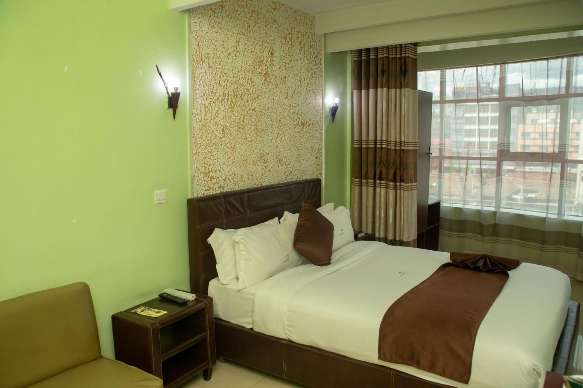 Legacy Hotel And Conference Centre Ltd Nakuru Bagian luar foto