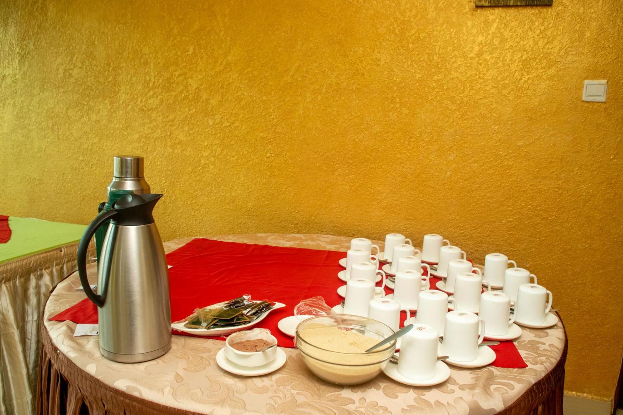 Legacy Hotel And Conference Centre Ltd Nakuru Bagian luar foto