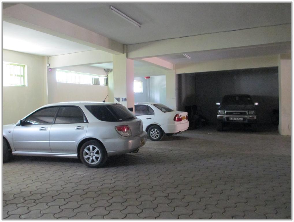 Legacy Hotel And Conference Centre Ltd Nakuru Bagian luar foto