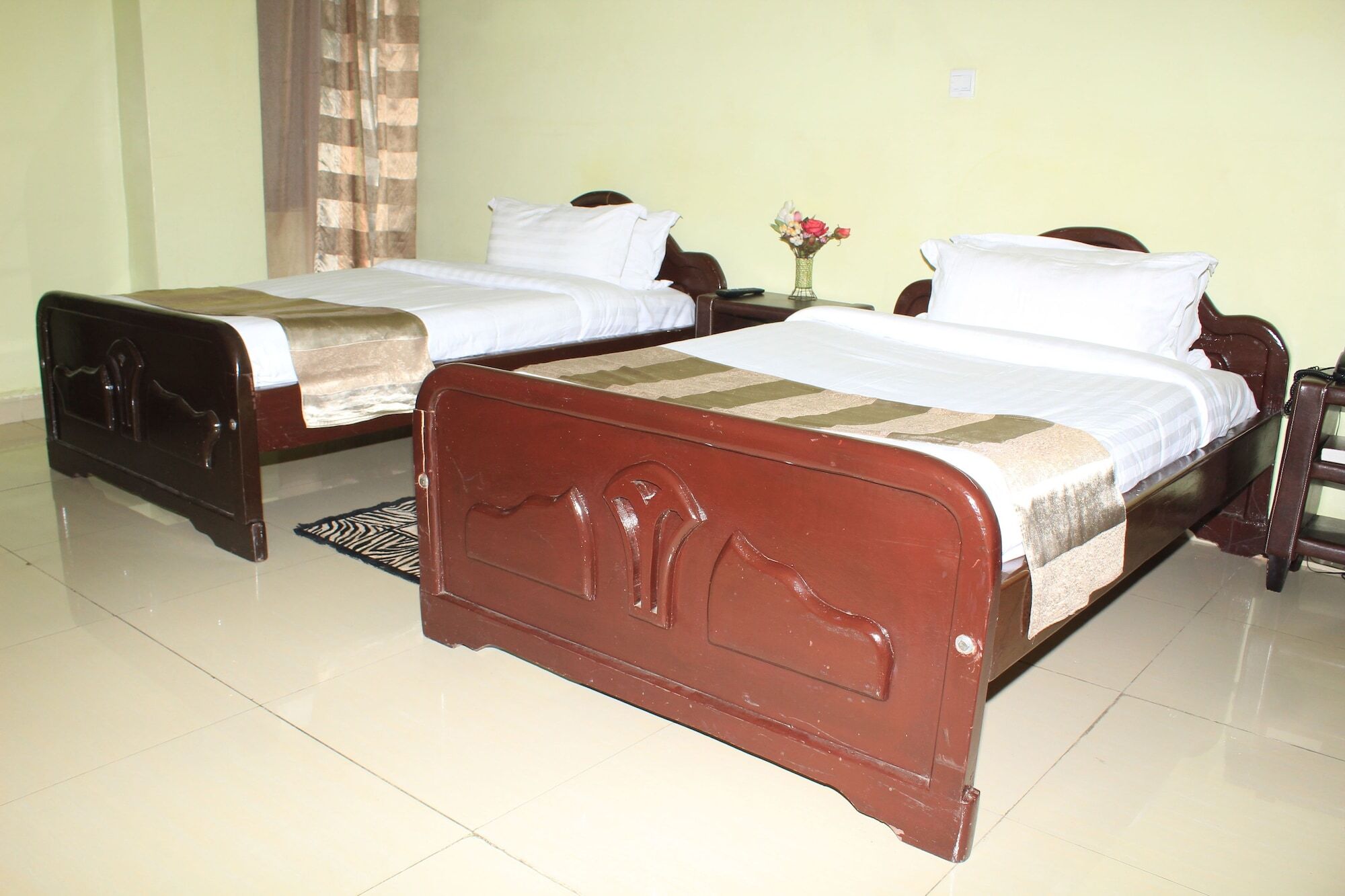Legacy Hotel And Conference Centre Ltd Nakuru Bagian luar foto