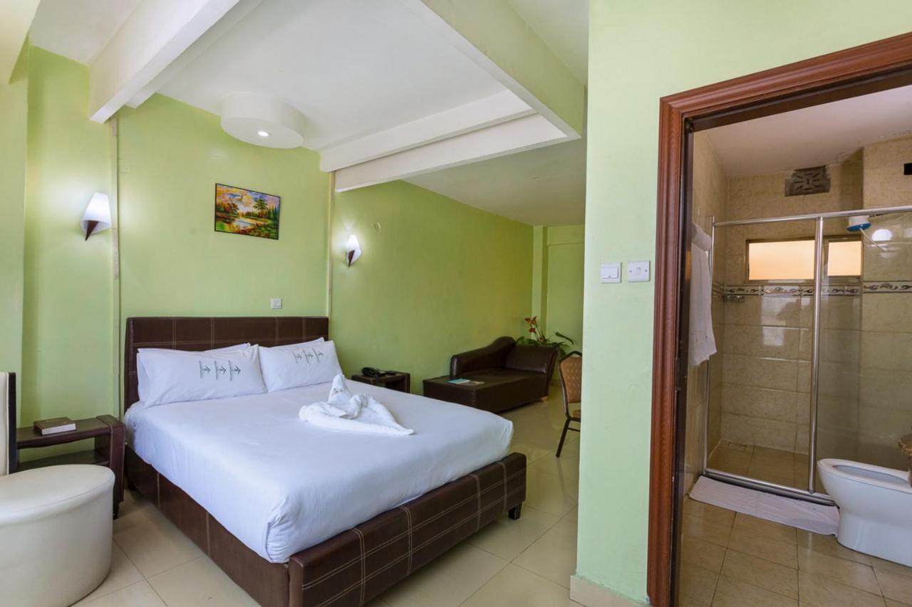 Legacy Hotel And Conference Centre Ltd Nakuru Bagian luar foto