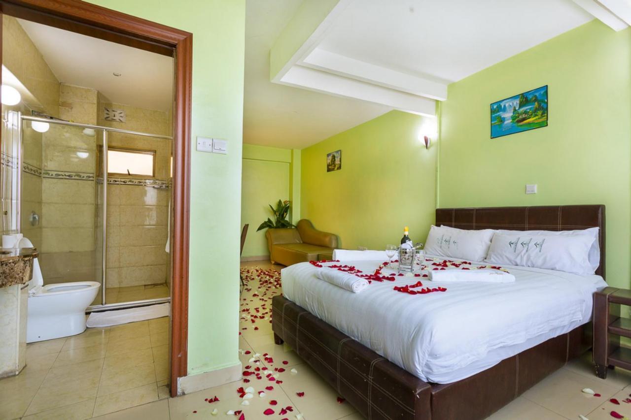 Legacy Hotel And Conference Centre Ltd Nakuru Bagian luar foto