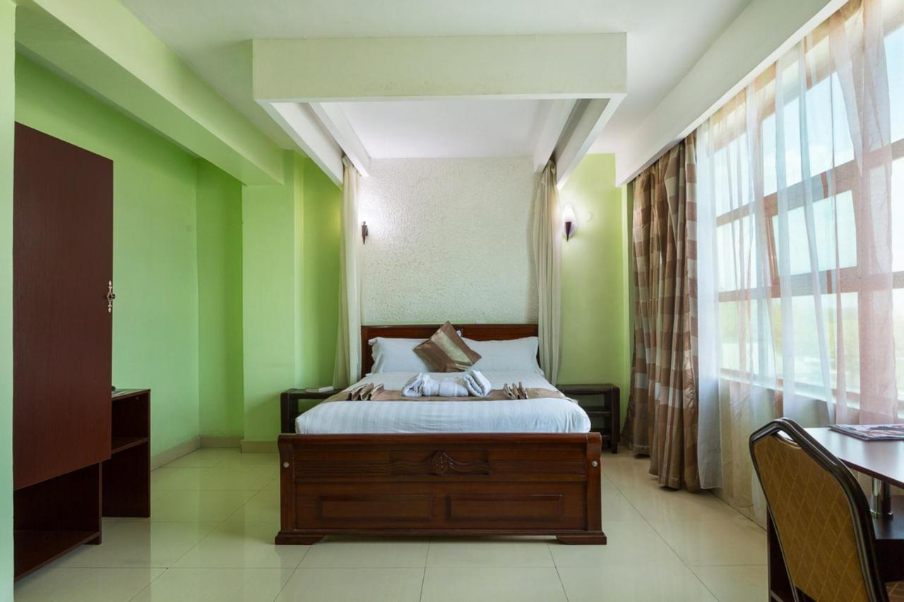 Legacy Hotel And Conference Centre Ltd Nakuru Bagian luar foto