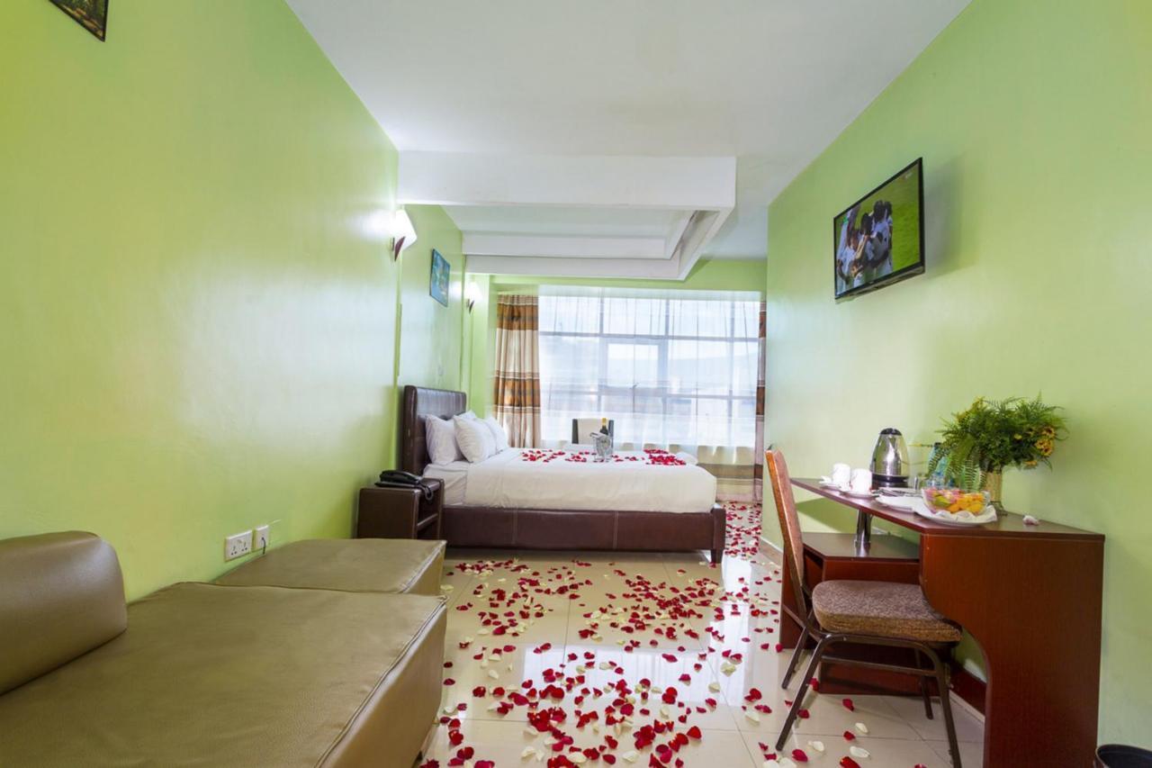 Legacy Hotel And Conference Centre Ltd Nakuru Bagian luar foto