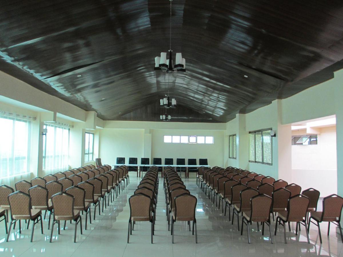 Legacy Hotel And Conference Centre Ltd Nakuru Bagian luar foto